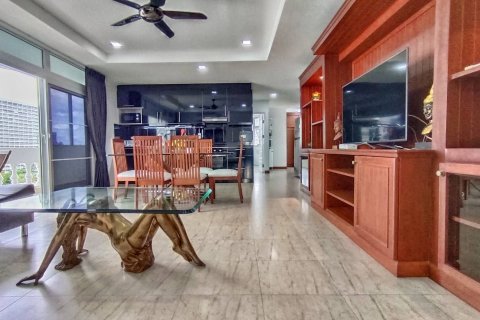 Condo in Pattaya, Thailand, 2 bedrooms  № 146048 - photo 1