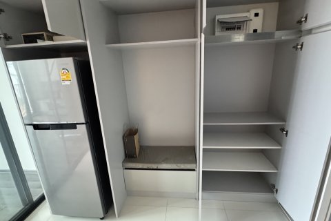 Студия в кондо в Дин Даенге, Бангкок, Таиланд № 137588 - фото 5