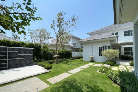 House in Bang Khun Thian, Bangkok, Thailand 4 bedrooms № 167354 - photo 2