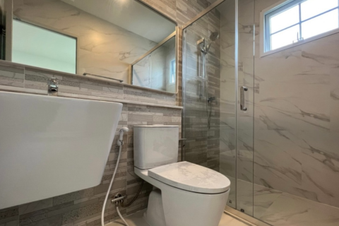 House in Bang Khun Thian, Bangkok, Thailand 4 bedrooms № 167354 - photo 6