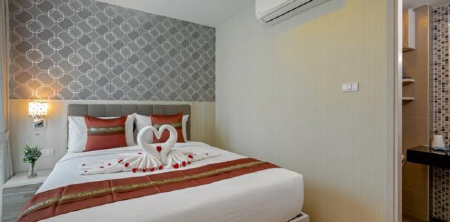 Studio in Kata, Thailand № 203976