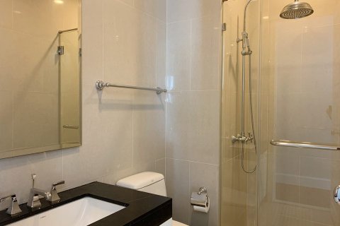 Condo in Bangkok, Thailand, 3 bedrooms  № 155732 - photo 11