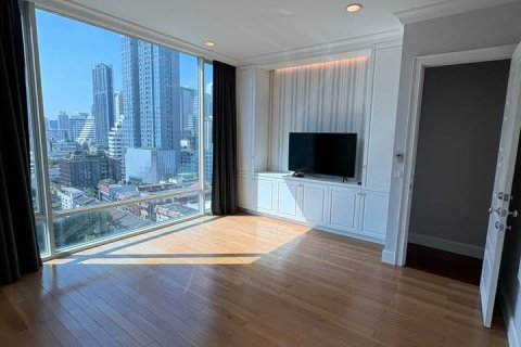 Condo in Bangkok, Thailand, 3 bedrooms  № 155732 - photo 8