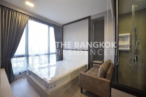 Condo in Bangkok, Thailand, 2 bedrooms № 184234 - photo 2