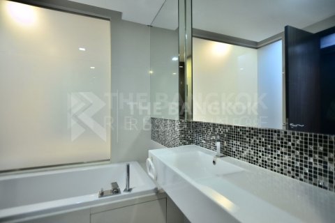 Condo in Bangkok, Thailand, 1 bedroom № 184232 - photo 4