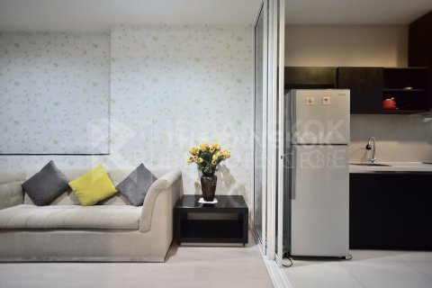 Condo in Bangkok, Thailand, 1 bedroom № 184232 - photo 6