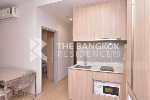 Condo in Bangkok, Thailand, 2 bedrooms № 184230 - photo 9