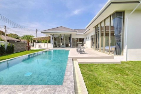 Вилла в Хуа Хине, Таиланд с 3 спальнями  № 167033