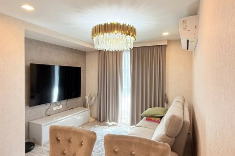 Кондоминиум с 2 спальнями в Бангкоке, Таиланд № 167035 - фото 2