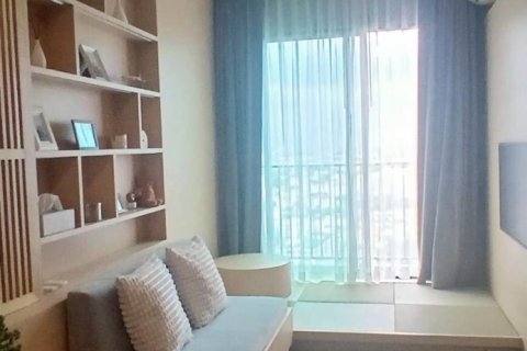 Studio in the Condo in Watthana, Bangkok, Thailand  № 139244 - photo 2