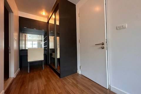 Condo à Watthana, Bangkok, Thaïlande, 2 chambres  № 139246 - photo 17