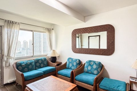 Кондоминиум с 3 спальнями в Ян Наве, Бангкок, Таиланд № 170698