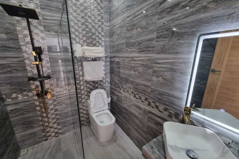 Villa in Phuket, Thailand 3 bedrooms № 139406 - photo 17