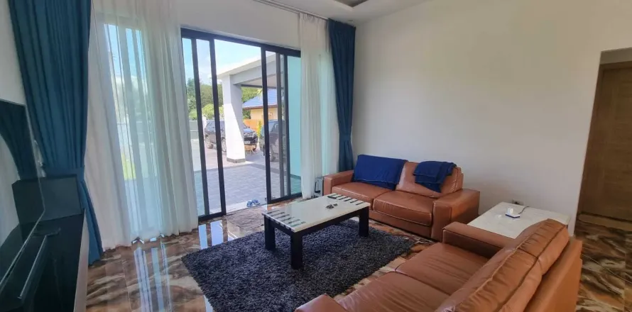 Villa in Phuket, Thailand 3 bedrooms № 139406