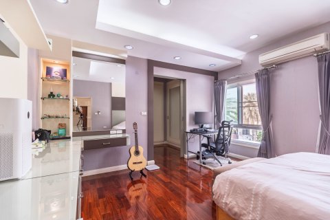 House in Taling Chan, Bangkok, Thailand 7 bedrooms № 169436 - photo 25
