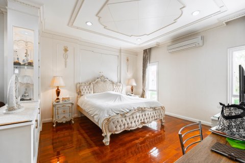 House in Taling Chan, Bangkok, Thailand 7 bedrooms № 169436 - photo 12