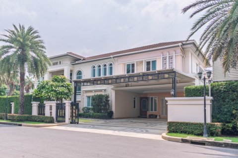 House in Taling Chan, Bangkok, Thailand 7 bedrooms № 169436 - photo 2