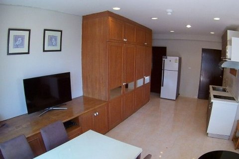 Studio in the Condo in Khlong Toei, Bangkok, Thailand № 135640 - photo 5