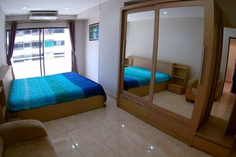 Studio in the Condo in Khlong Toei, Bangkok, Thailand № 135640 - photo 10