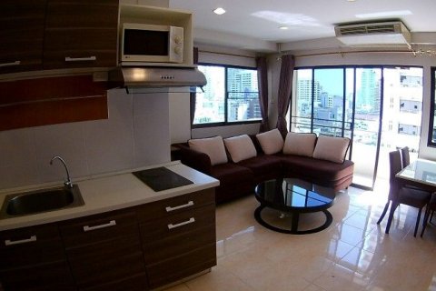 Studio in the Condo in Khlong Toei, Bangkok, Thailand № 135640 - photo 9