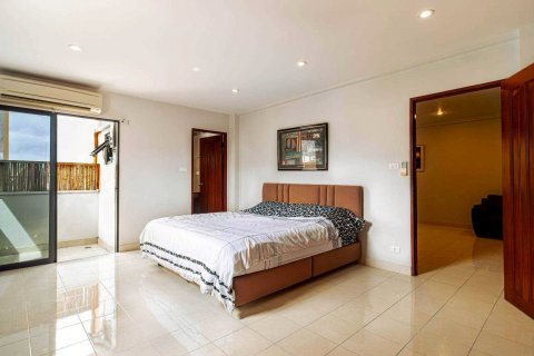 Studio in the Condo in Kathu, Thailand  № 135716 - photo 1