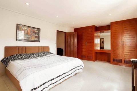 Studio in the Condo in Kathu, Thailand  № 135716 - photo 2