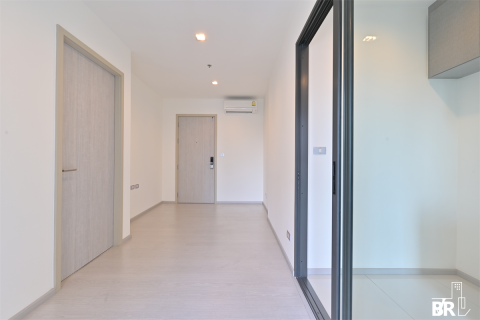 Condo in Bangkok, Thailand, 1 bedroom № 187726 - photo 2