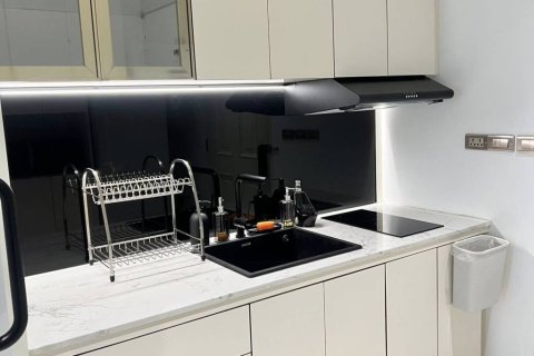 Condo in Bangkok, Thailand, 1 bedroom № 156796 - photo 8