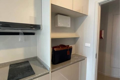 Condo in Bangkok, Thailand, 2 bedrooms № 156797 - photo 5