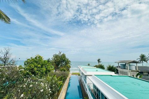 Кондоминиум с 3 спальнями в Хуа Хине, Таиланд № 156399 - фото 9