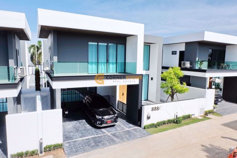Studio in Pattaya, Thailand № 53765
