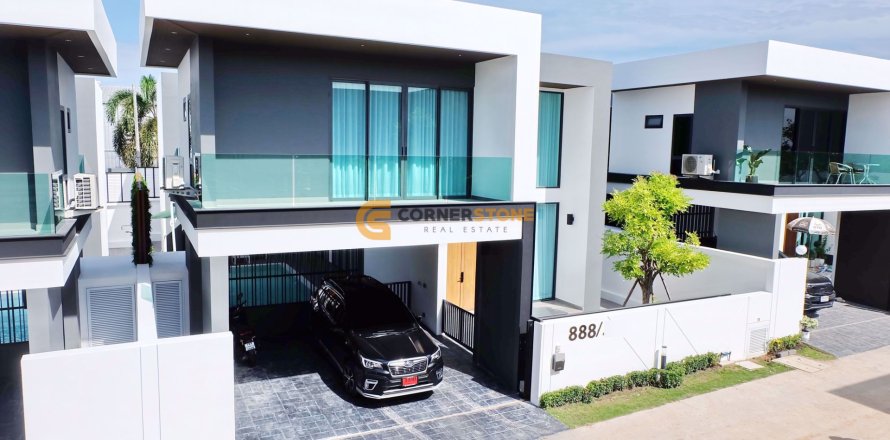 Studio in Pattaya, Thailand № 53765