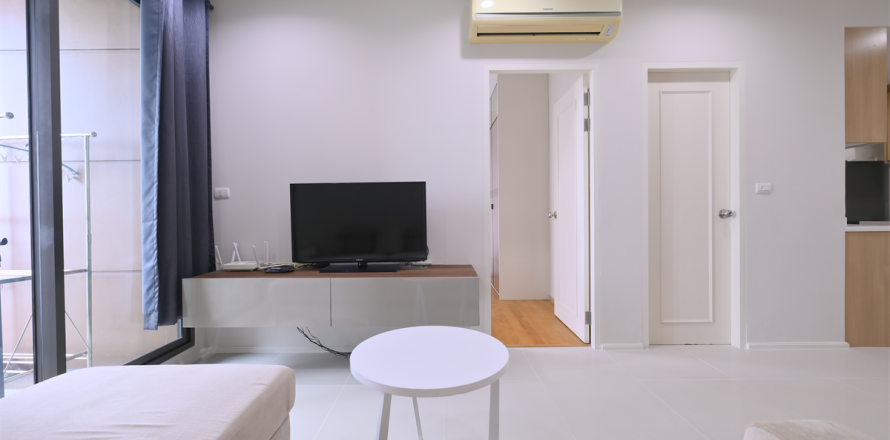 Condo in Bangkok, Thailand, 1 bedroom  № 184903
