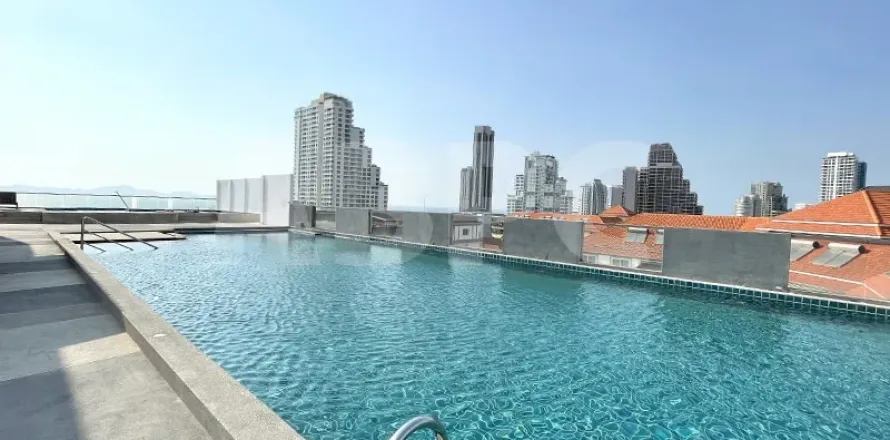 Estudio en el condominio en Pattaya, Tailandia № 210556