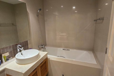 Condo à Watthana, Bangkok, Thaïlande, 2 chambres № 157188 - photo 22