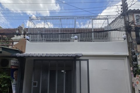 Townhouse in Huai Khwang, Bangkok, Thailand 3 bedrooms № 157185 - photo 4