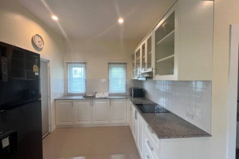 Villa in Hua Hin, Thailand 3 bedrooms № 134575 - photo 10