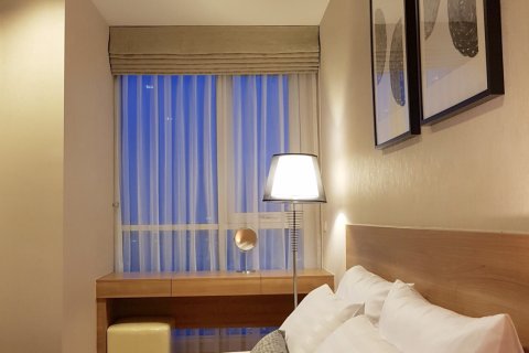 Condo à Sathon, Bangkok, Thaïlande, 2 chambres  № 144163 - photo 11