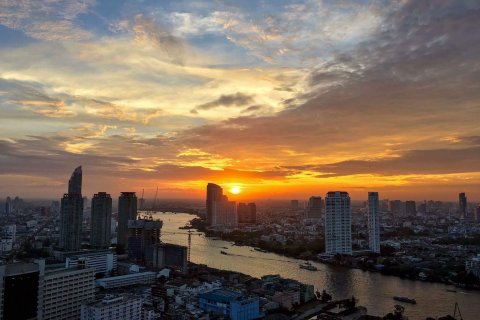 Condo à Sathon, Bangkok, Thaïlande, 2 chambres  № 144163 - photo 2