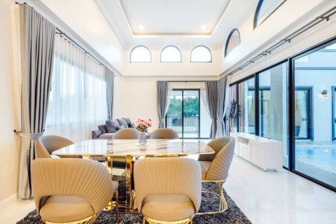 Вилла в Хуа Хине, Таиланд с 3 спальнями  № 115698 - фото 5