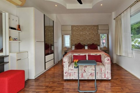 Villa in Kamala, Thailand 4 bedrooms № 115703 - photo 9