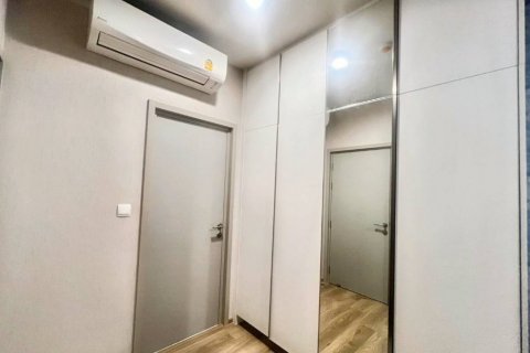 Кондоминиум с 1 спальней в Бангкоке, Таиланд № 115702 - фото 4