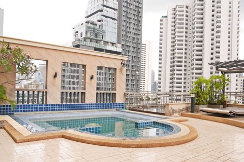 Condo à Watthana, Bangkok, Thaïlande, 2 chambres  № 139896 - photo 16