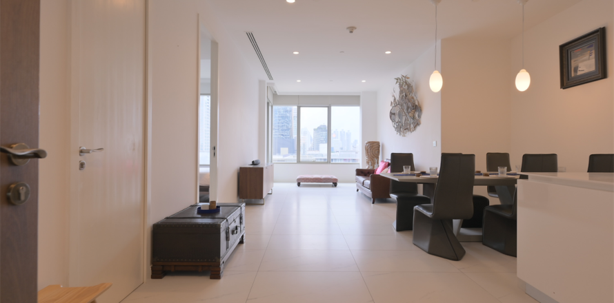 Condo in Bangkok, Thailand, 2 bedrooms  № 184357