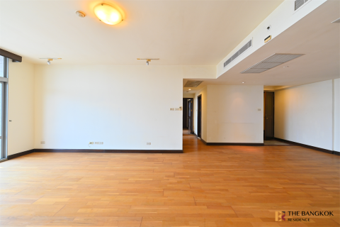 Condo in Bangkok, Thailand, 2 bedrooms № 184363 - photo 10