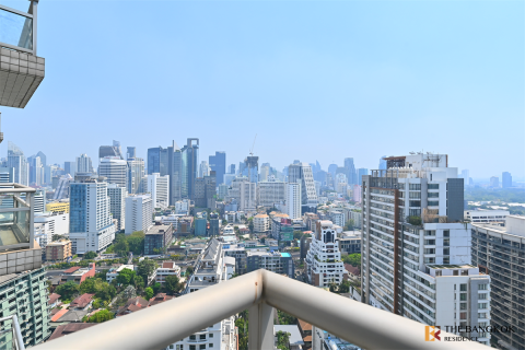 Condo in Bangkok, Thailand, 2 bedrooms № 184363 - photo 6