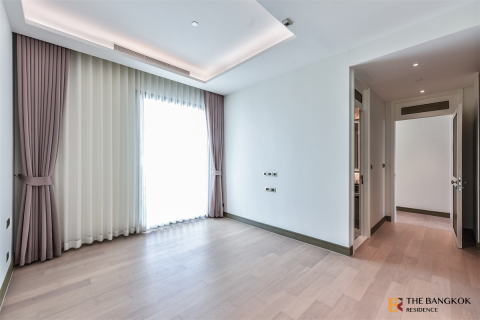 Condo in Bangkok, Thailand, 2 bedrooms № 184358 - photo 4