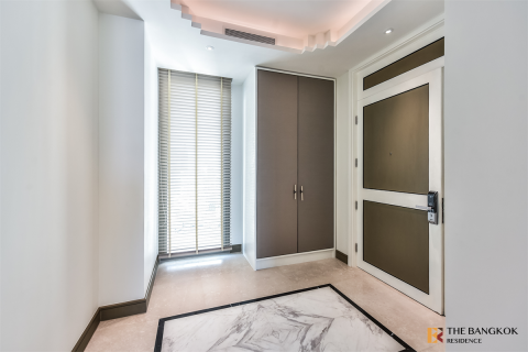 Condo in Bangkok, Thailand, 2 bedrooms № 184358 - photo 5