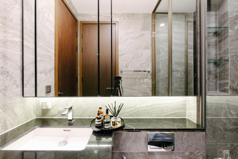 Condo in Bangkok, Thailand, 3 bedrooms № 184534 - photo 9