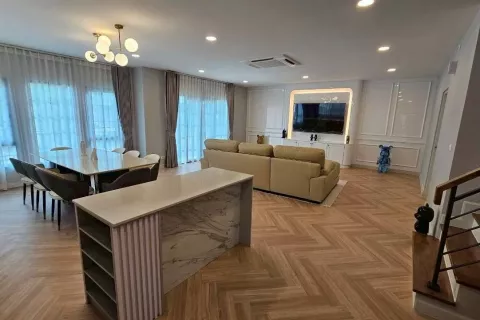 Дом в Банг Каео, Таиланд с 4 спальнями № 144896 - фото 2